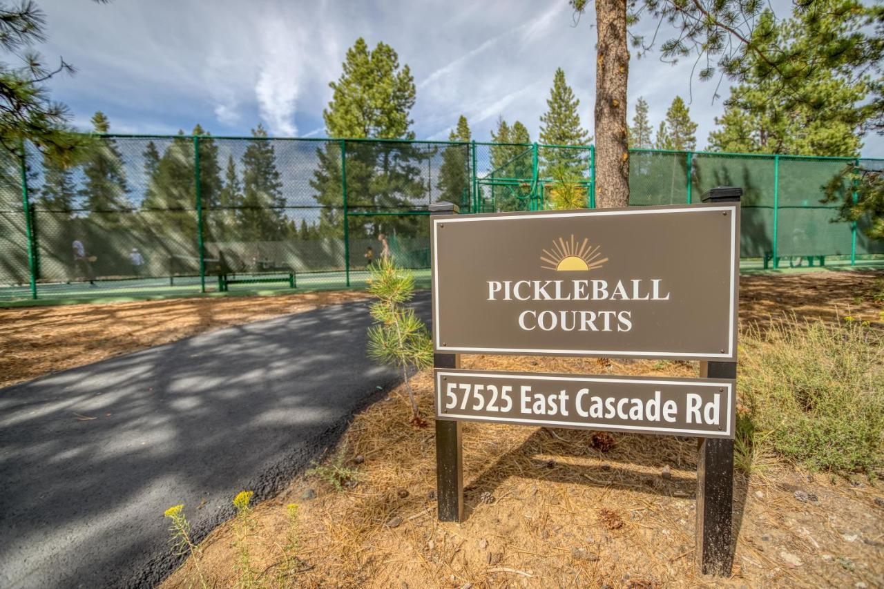 Three Rivers Basecamp Sunriver Exterior photo